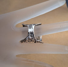 Load image into Gallery viewer, Pearl Ring 925 Sterling Silver 7,8,9,10,11 Handmade Hadar Designers (H 144)