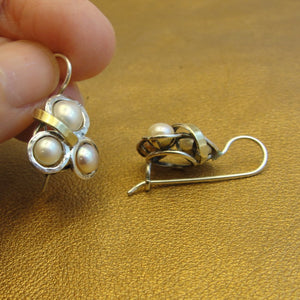 Hadar Designers White Pearl Earrings 9k Yellow Gold Sterling Silver (ms 350) y