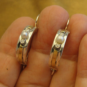 Hadar Designers White Pearl Zircon Earrings 9k Yellow Gold Sterling Silver (ms)