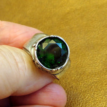 Load image into Gallery viewer, Hadar Designers Emerald Zircon Ring 925 Sterling Silver 7.5, 8 Handmade (H) Last