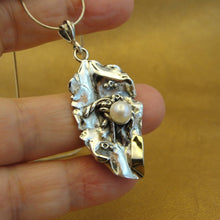 Load image into Gallery viewer, Hadar Designers Pearl Pendant 9k Yellow Gold 925 Silver Art Leaf Handmade (NS)Y