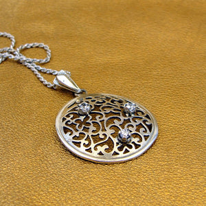 Hadar Designers Filigree zircon Round Pendant Handmade Sterling Silver (NS ) y