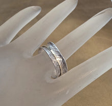 Load image into Gallery viewer, Spin Ring 9k Gold Sterling Silver 7.5, 8 Swivel Handmade Hadar Designers ()LAST