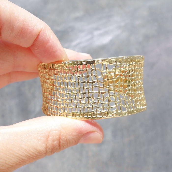 Hadar Designers 14K Yellow Gold Cuff Bracelet Solid Handmade Unique Art (H 3142)