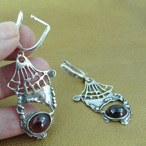 Drop Dangle Earrings 925 Sterling Silver Garnet  Handmade Hadar Designers  (H)y