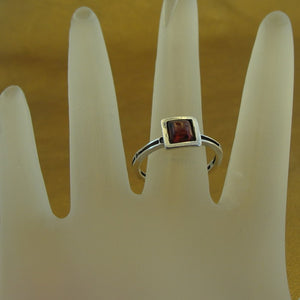 Hadar Designers garnet ring size 7, 7.5 sterling silver 925 handmade () last
