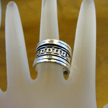 Load image into Gallery viewer, Hadar Designers Handmade 925 Sterling Silver Spin Swivel Ring 6.5, 7 (AV) LAST