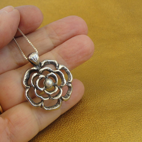 White Pearl Floral Pendant 925 Sterling Silver Handmade Hadar Designers  () LAST