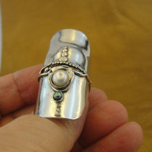 Load image into Gallery viewer, Hadar Designers 925 Sterling Silver Ring Pearl 7.5,8,8.5,9,9.5 Handmade (H106) Y