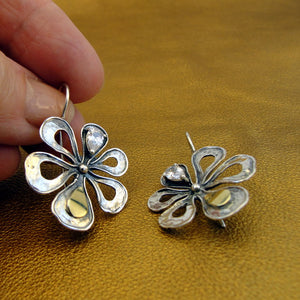 Hadar Designers Floral Zircon Earrings Yellow Gold 925 Silver Handmade (MS) Y