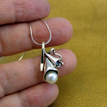 Load image into Gallery viewer, Hadar Designers 9k Yellow Gold 925 Silver Pearl Pendant Earrings Set Handmade (MS 1621)