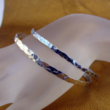 Load image into Gallery viewer, Hadar Designers Sterling Silver Bangle Bracelet 3mm Handmade Hammered (V) SALE