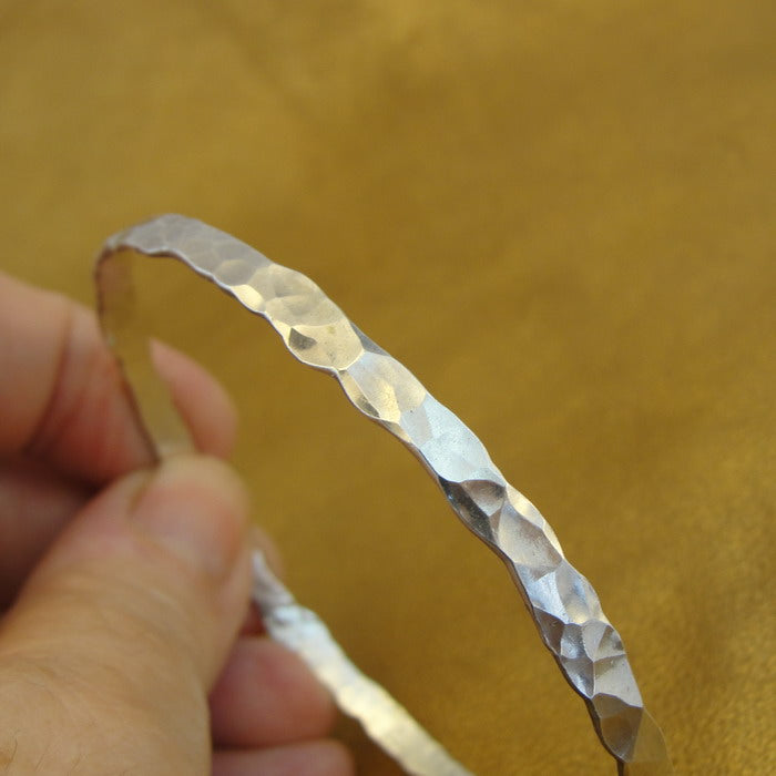 Hadar Designers Sterling Silver Bangle Bracelet 4mm Handmade Hammered (V) SALE