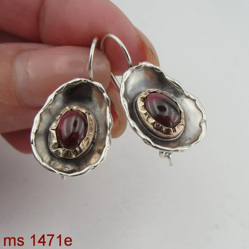 Red Garnet Earrings 9k Yellow Gold 925 Sterling Silver Hadar Designers (ms 1471)