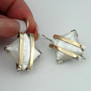 Hadar Designers Pearl Earrings 9k Yellow Gold Sterling Silver White (VS 1569)