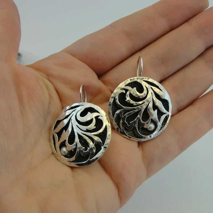 Hadar Designers white pearl earrings 925 sterling silver handmade (ms 591)