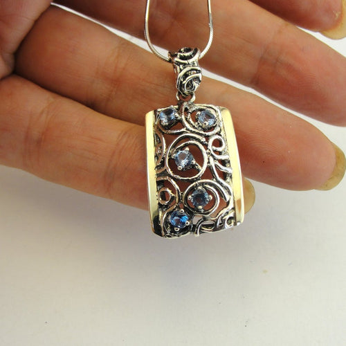 Hadar Designers Handmade 9k Yellow Gold 925 Silver Blue Topaz Pendant (SM)