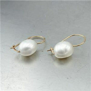 Hadar Designers NEW 14k Gold Fil Oval White Pearl Earrings Dangle Handmade (Ve