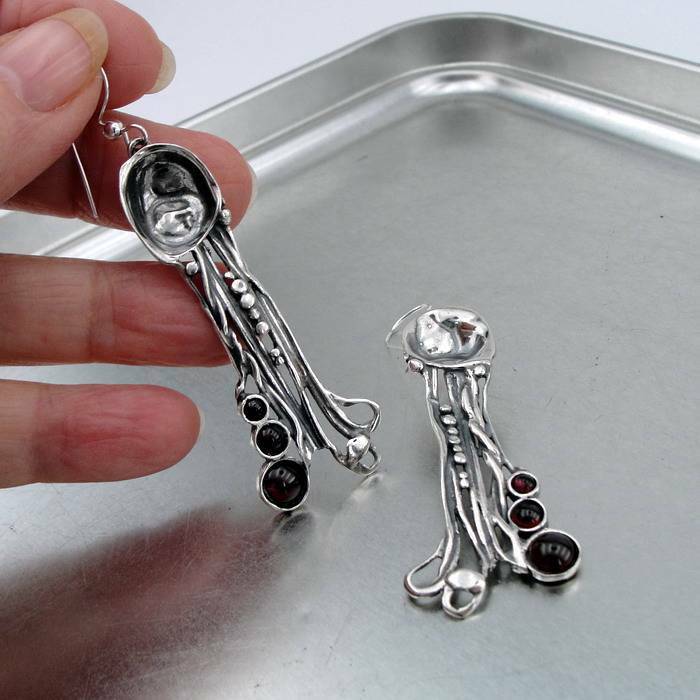 Hadar Designers Handmade Drop Dangle 925 Sterling Silver Red Garnet Earrings (H)